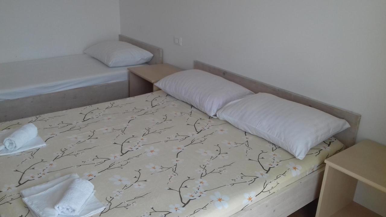 Apartmani M&M Brist Extérieur photo